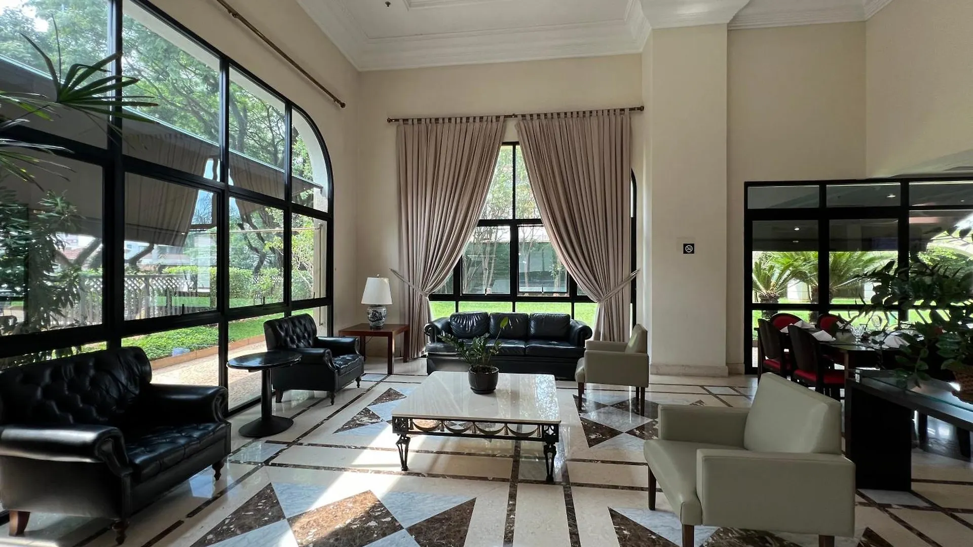Hotel Inter Jardins Uh1712 Sao Paulo