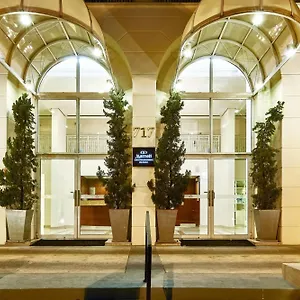 4* Hotel Marriott Executive